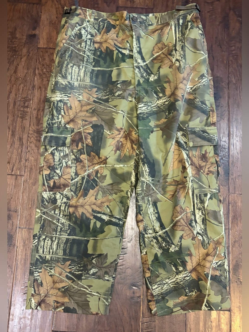 Trail Crest Men's L Camo Cargo Hunting Pants Woodland Tree Camouflage